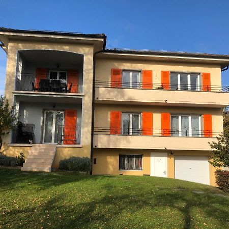 Bed and Breakfast Au Bonheur Des Iris Rolle Exterior foto
